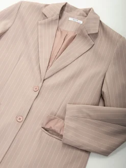 Blazer com riscas diplomáticas