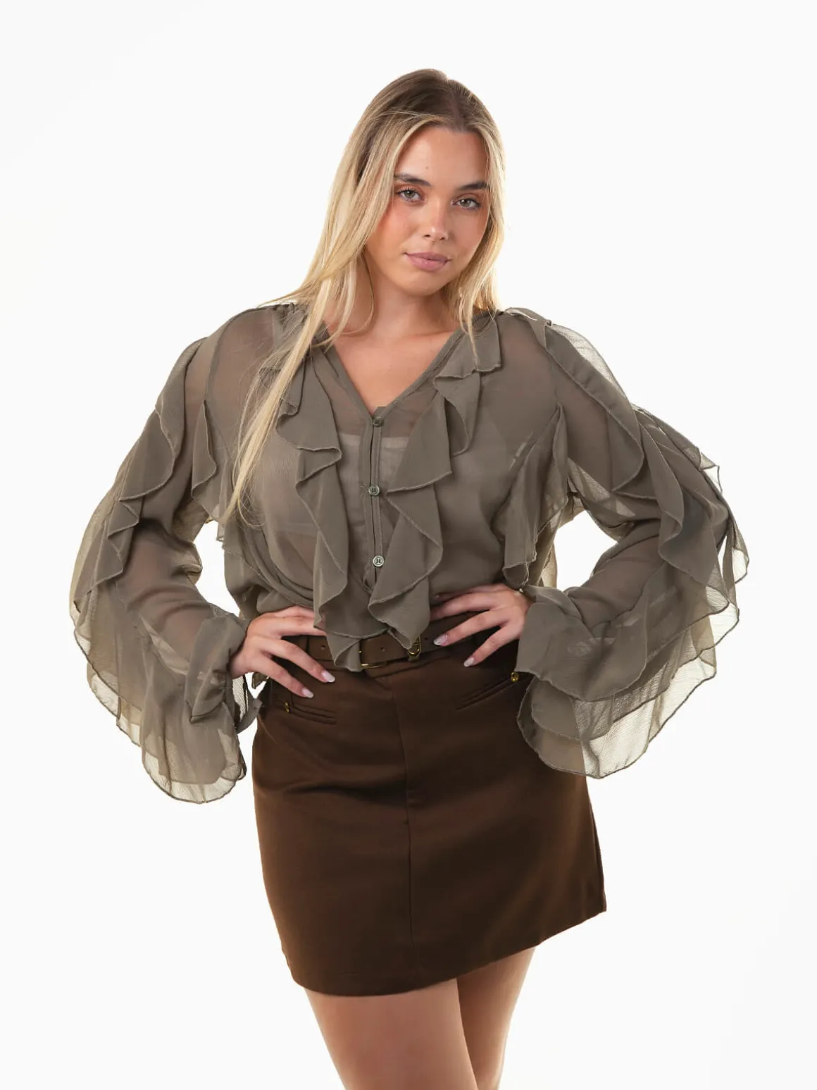 Blusa fluída com folhos