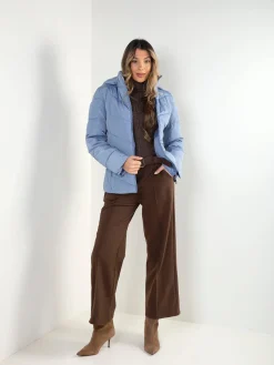 Blusão acolchoado impermeável com capuz removível