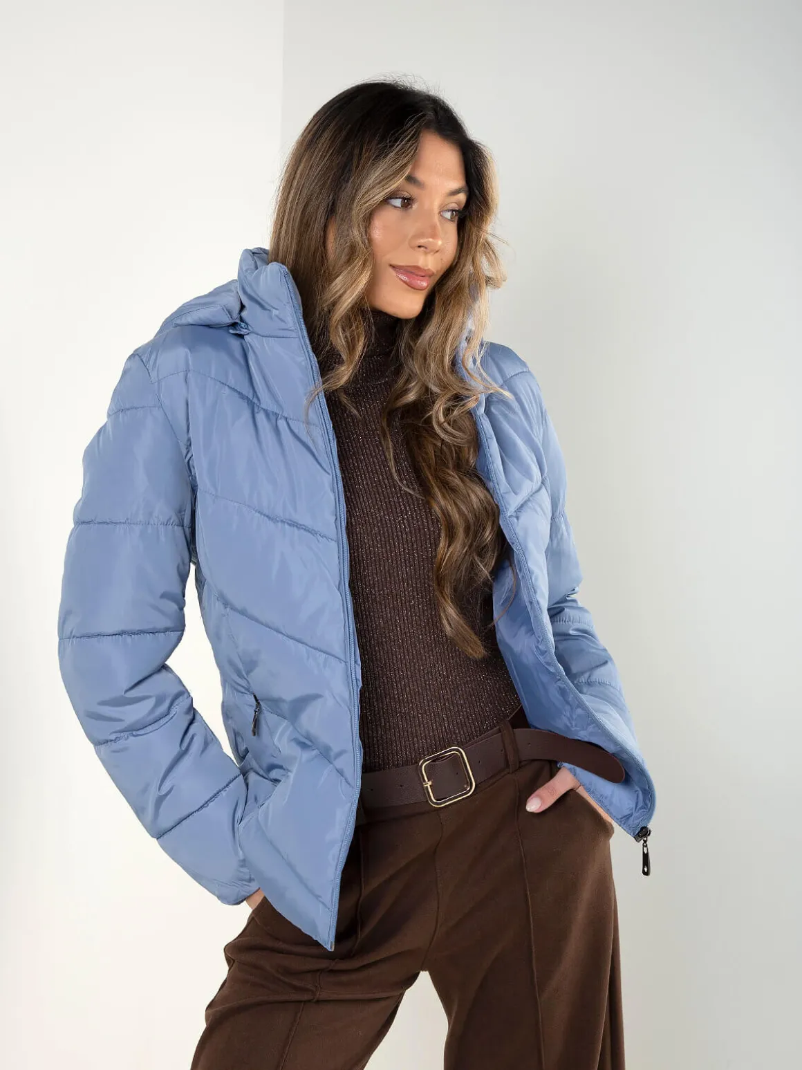 Blusão acolchoado impermeável com capuz removível