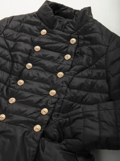 Blusão acolchoado leve com botões dourados