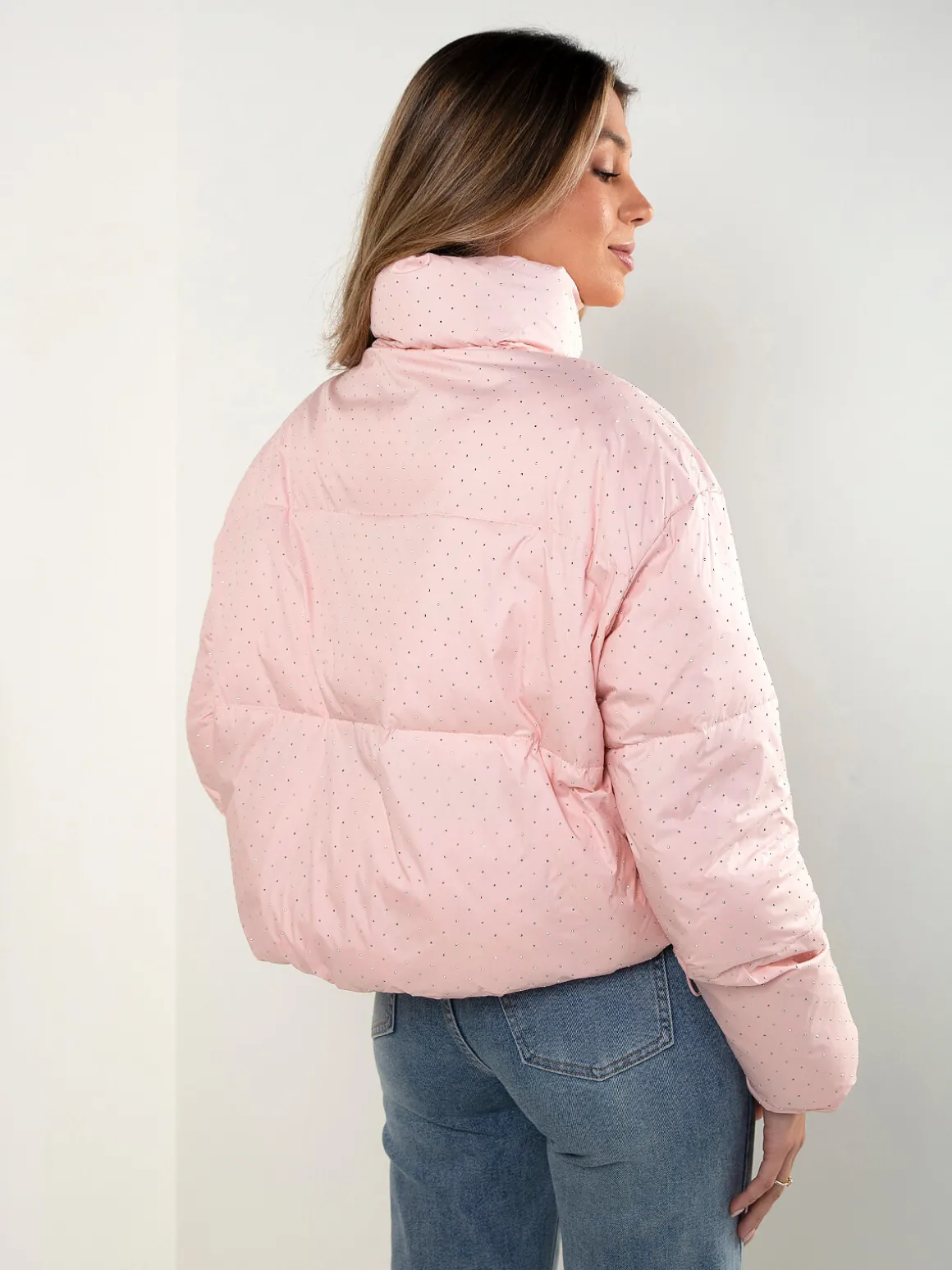 Blusão acolchoado rosa bebé com strass