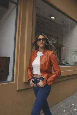 Blusão biker com folhos