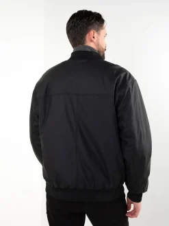 Bomber preto com forro pelo