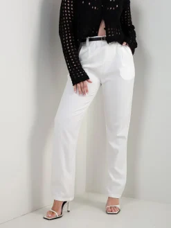 Calças alfaiataria com cinto e cintura elástica