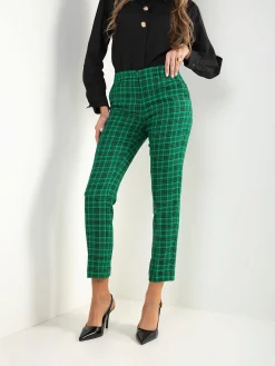 Calças clássicas em xadrez