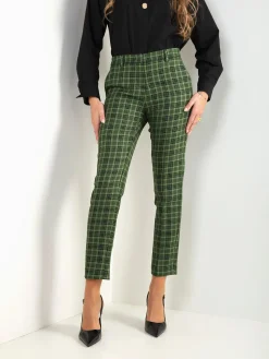 Calças clássicas em xadrez