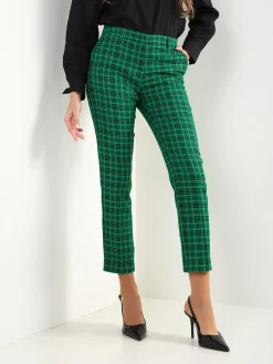 Calças clássicas em xadrez