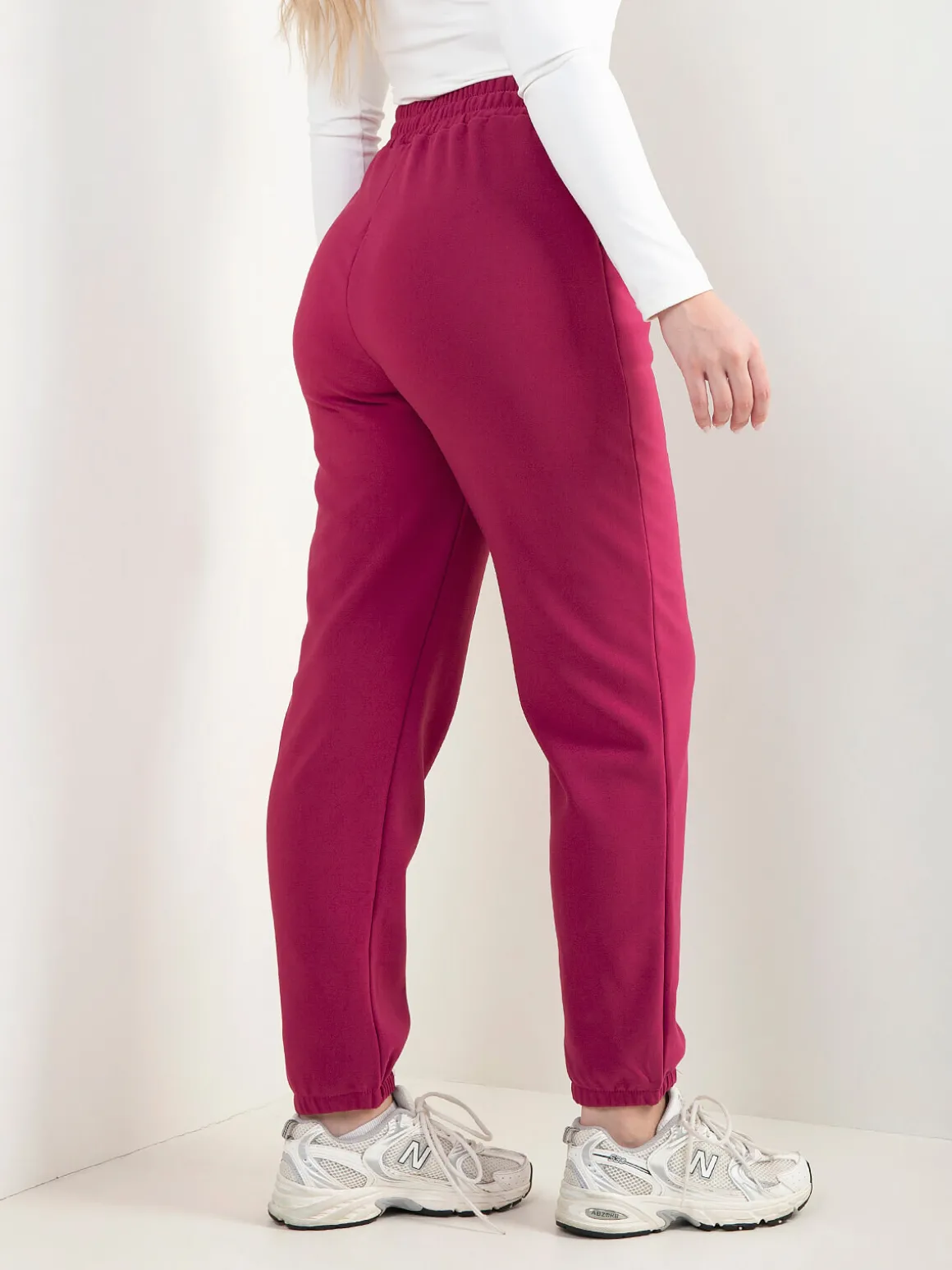 Calças com bordado urso