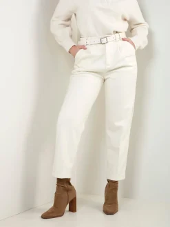 Calças de fazenda com cinto