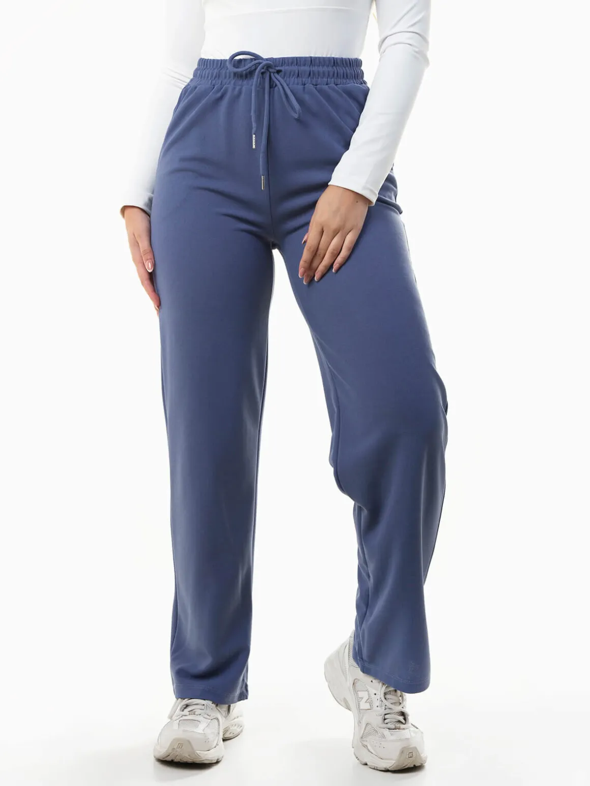 Calças desportivas com bolsos