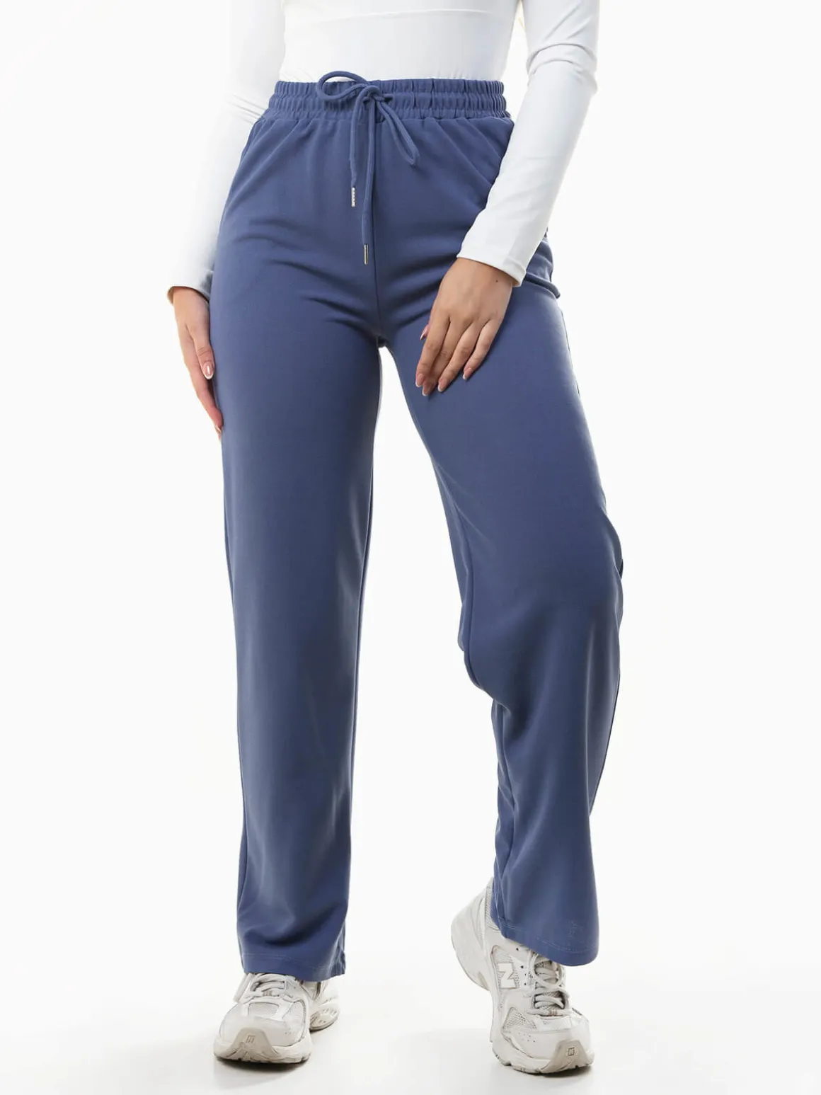 Calças desportivas com bolsos