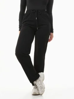 Calças desportivas com bolsos