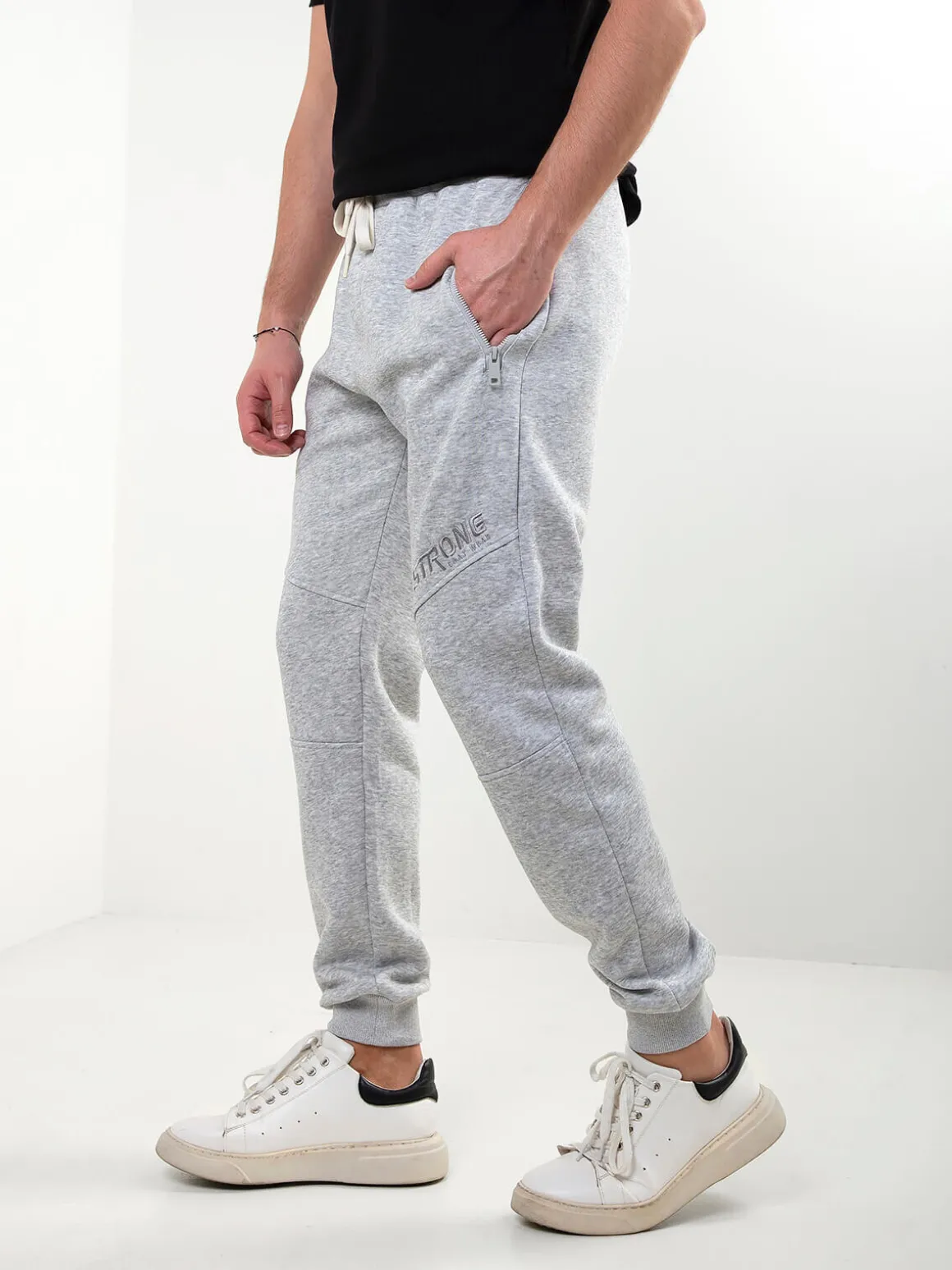 Calças fato treino com bordado