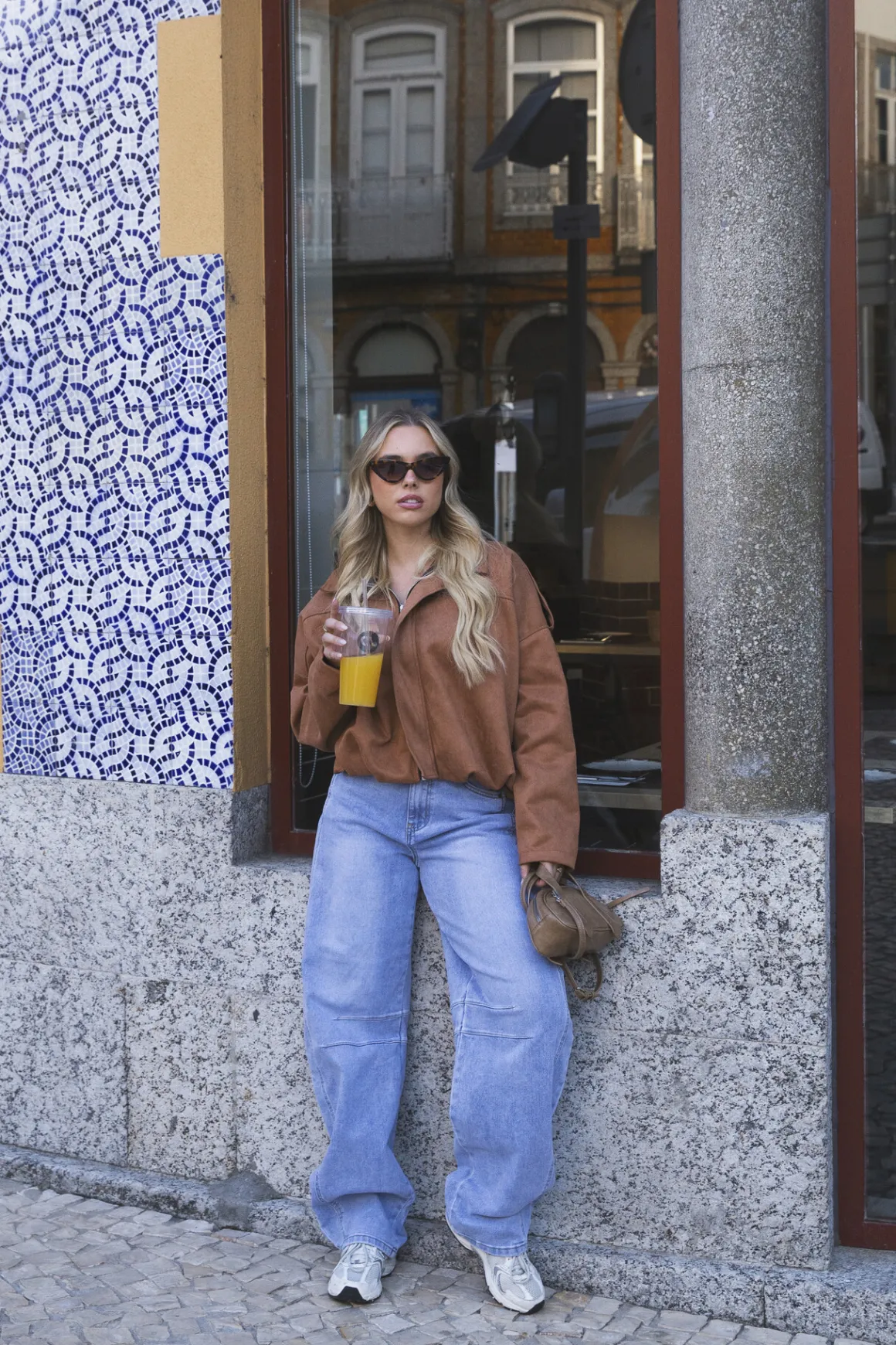 Calças ganga barrel azul claro