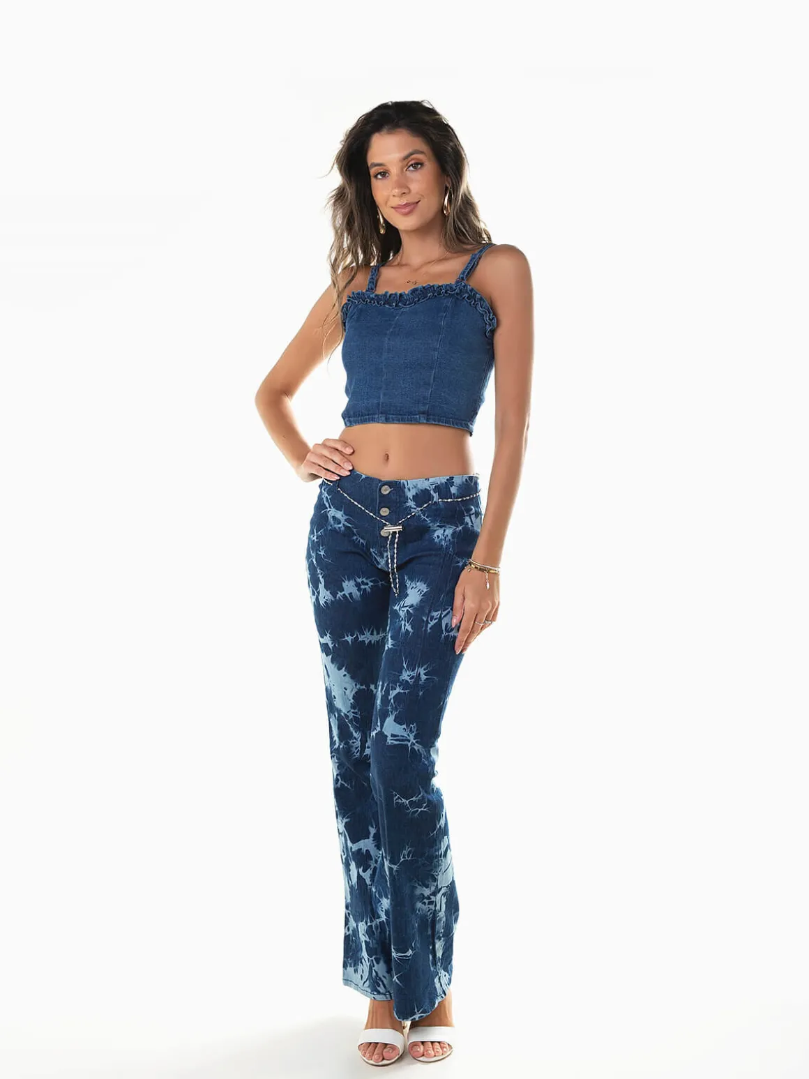 Calças ganga flare manchadas