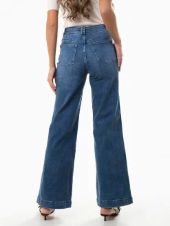 Calças ganga largas com bolsos