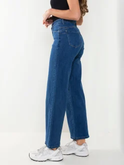 Calças ganga largas com bolsos