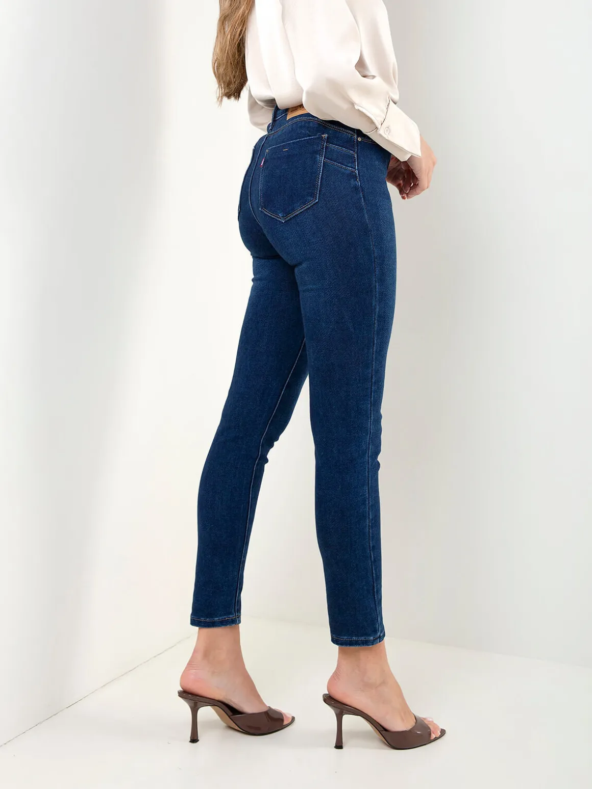 Calças ganga push-up skinny