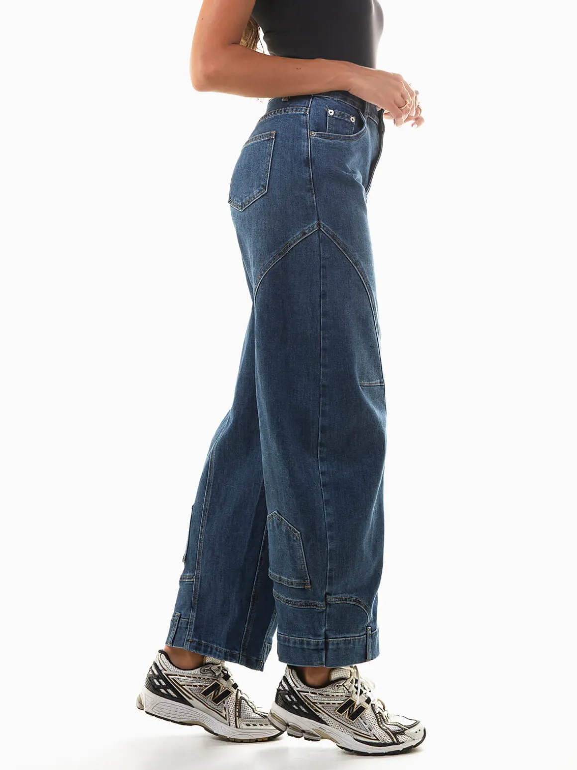 Calças ganga skater com costuras