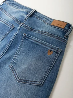 Calças ganga straight fit com bordado