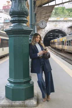 Calças ganga wide leg cintura alta