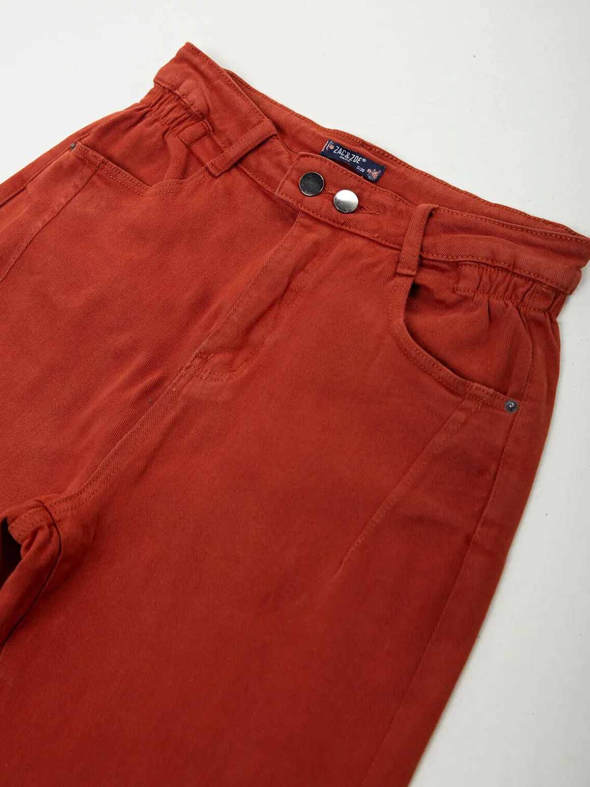 Calças mom fit cintura elástica