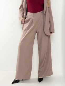 Calças palazzo de alfaiataria