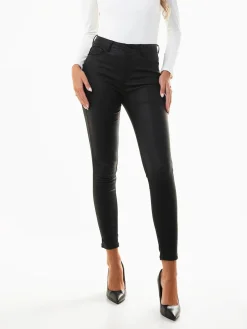 Calças pretas efeito pele push-up