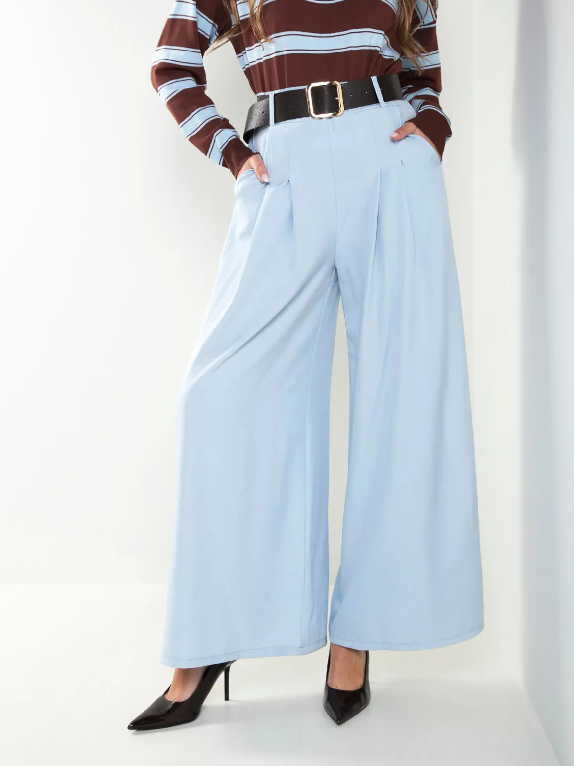 Calças wide leg com cinto