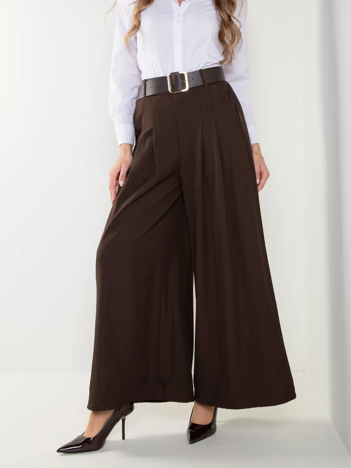 Calças wide leg com cinto