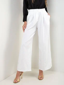 Calças wide leg riscas diplomáticas