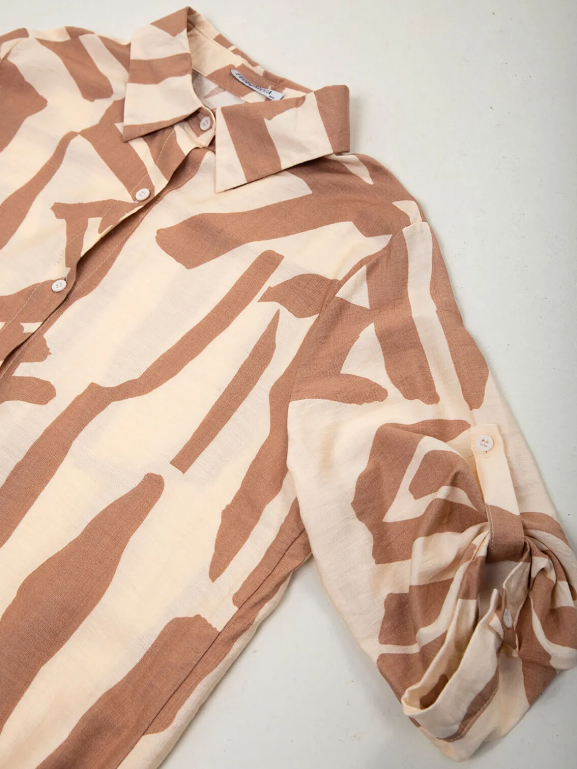 Camisa comprida estampada manga 3/4