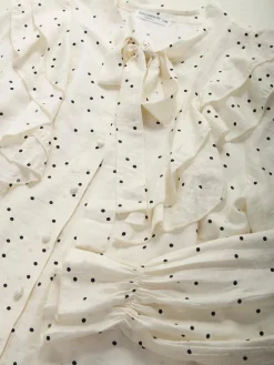 Camisa fluída às bolinhas