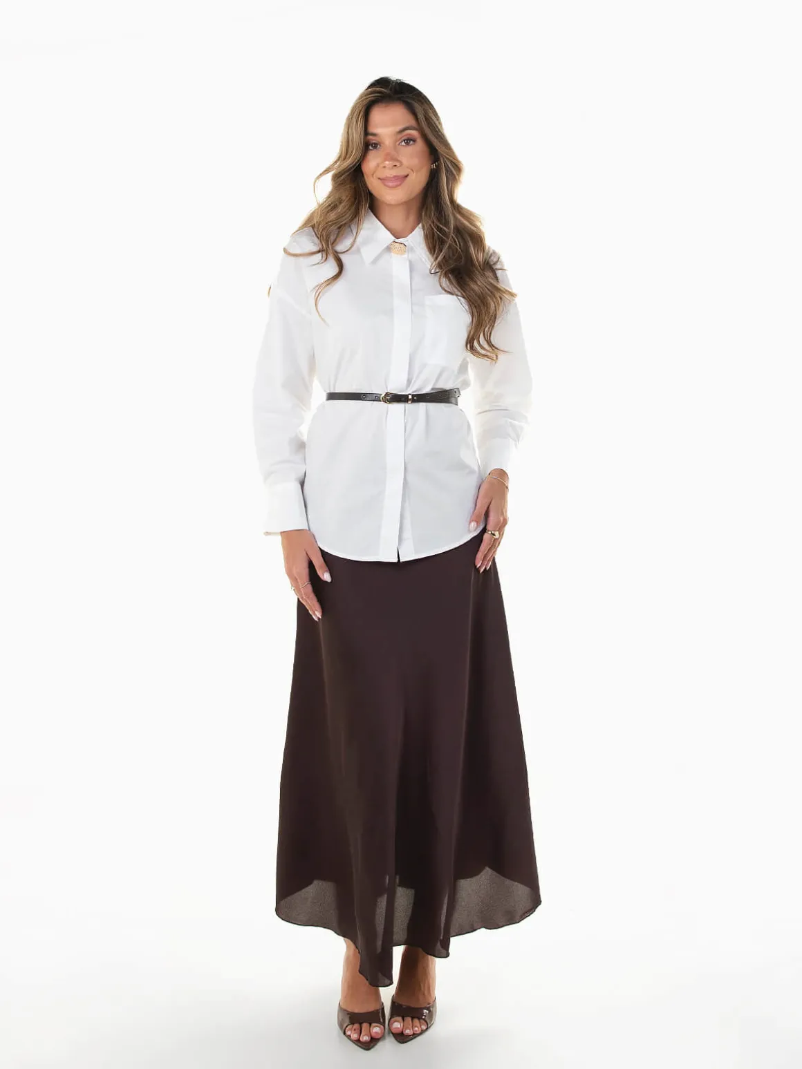 Camisa oversize com botão dourado