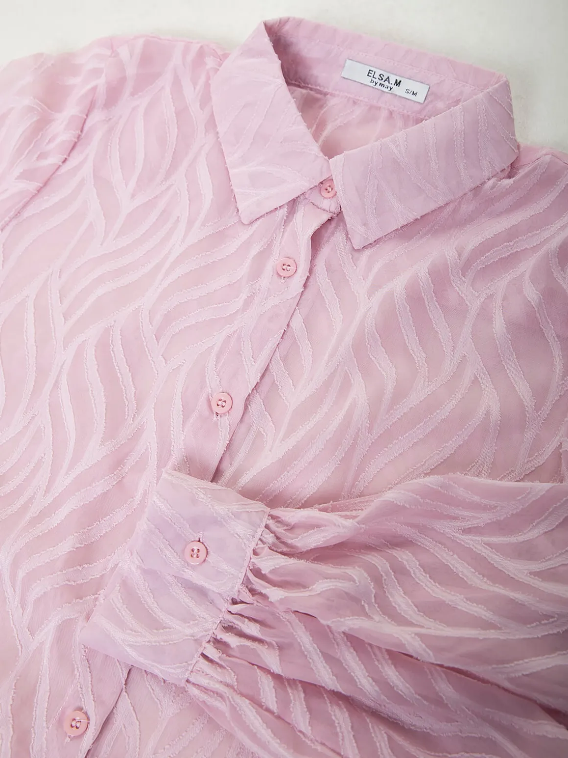 Camisa semitransparente com padrão