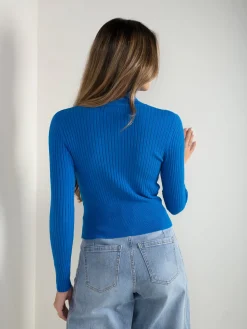 Camisola canelada com gola alta