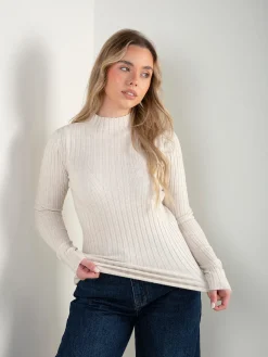 Camisola canelada com gola perkins