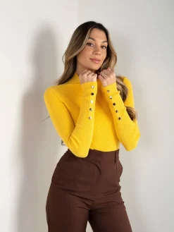 Camisola canelada gola perkins e botões