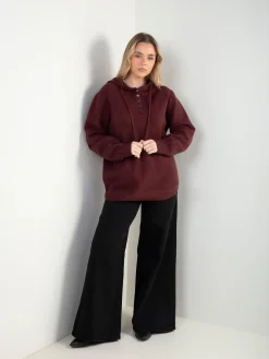 Camisola de malha com capuz e botões