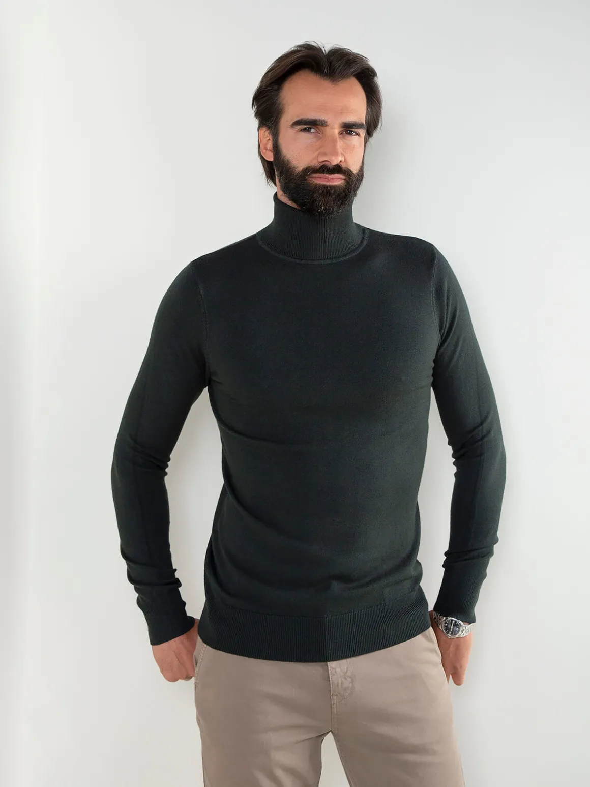 Camisola de malha fina com gola alta