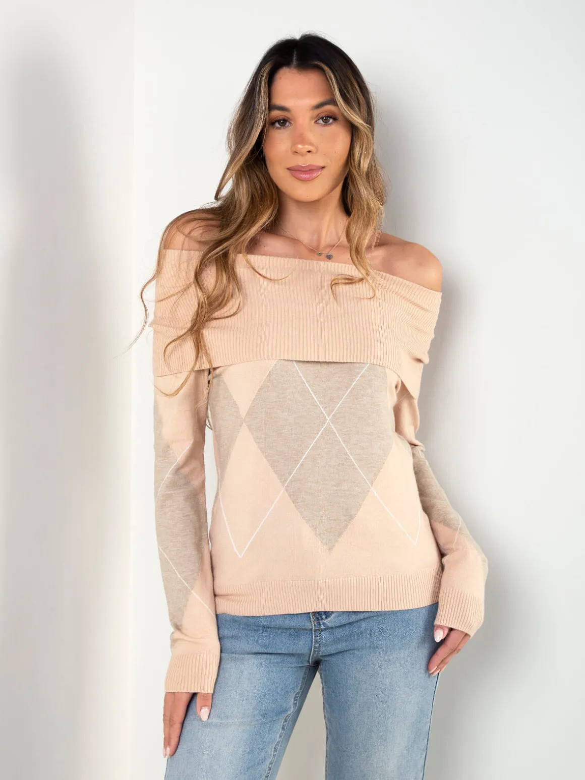 Camisola malha bege ombros descobertos
