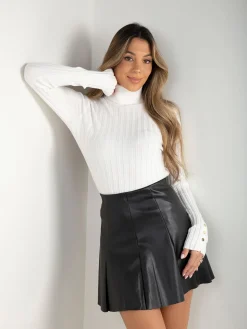 Camisola malha canelada com gola alta