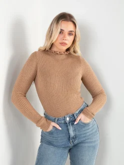 Camisola malha canelada com folho