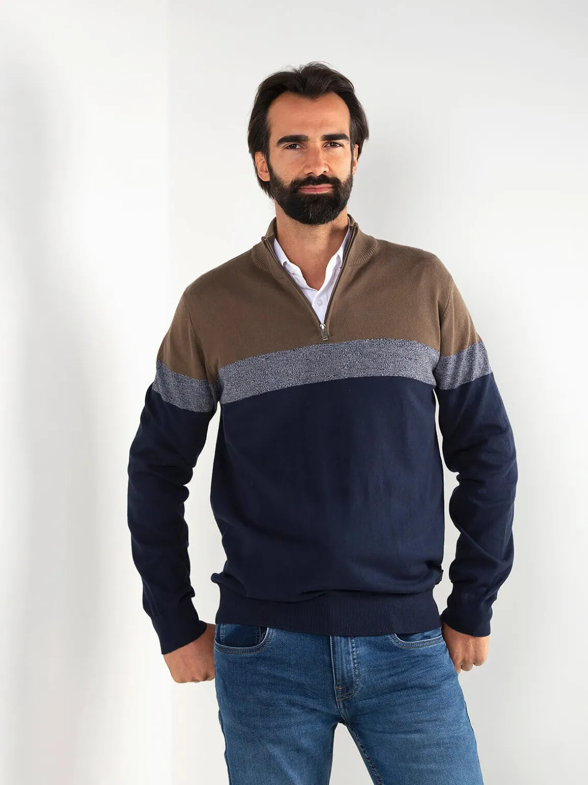 Camisola malha color block azul marinho