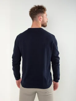 Camisola malha com etiqueta bordada