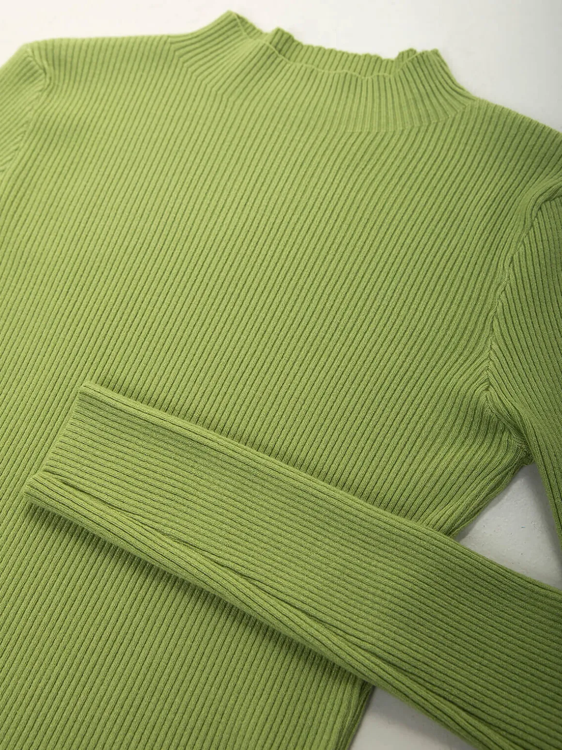 Camisola malha com gola perkins