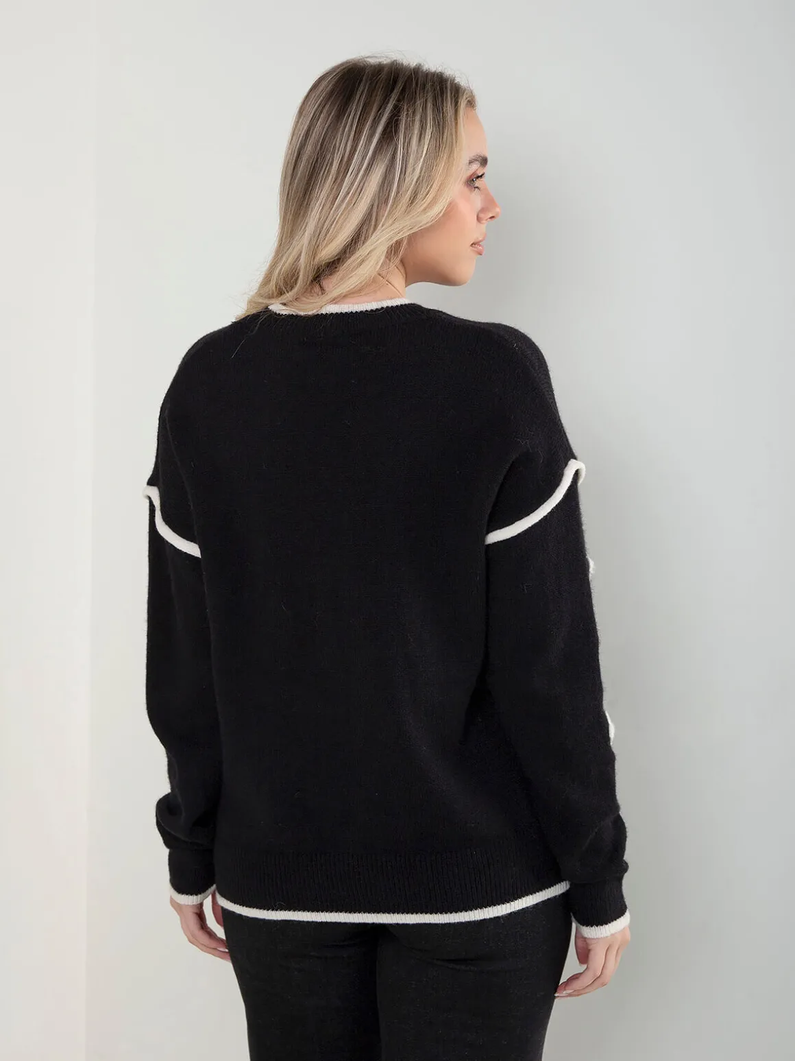 Camisola malha com laços aplicados