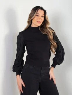 Camisola malha com mangas em renda