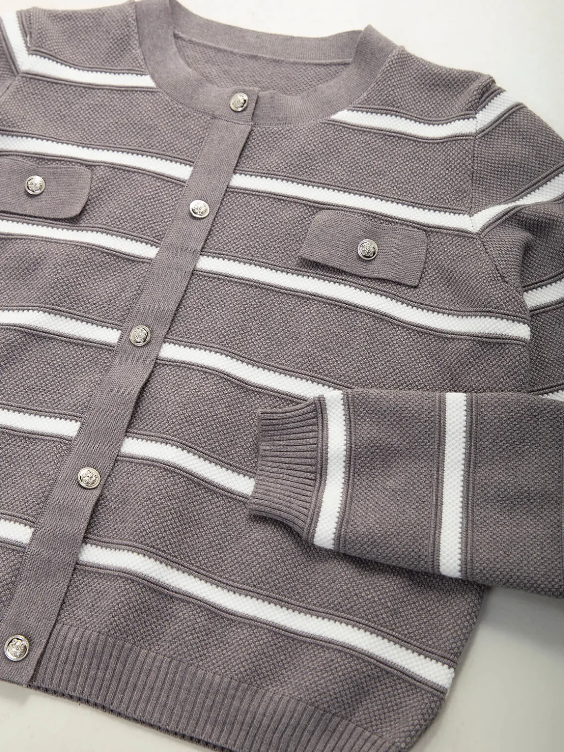 Camisola malha efeito casaco